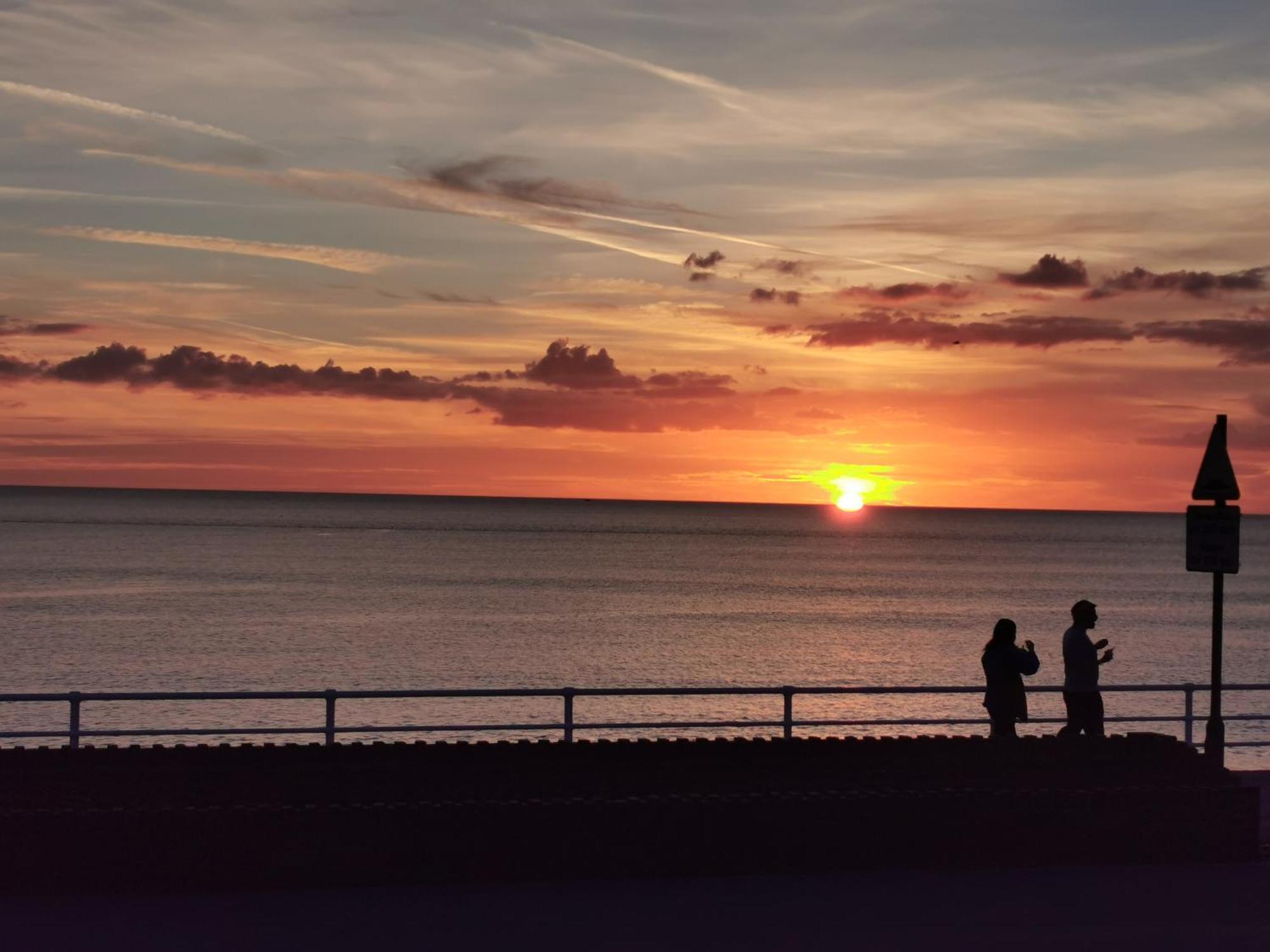 Lovely Seafront 2 Bed Flat In Aberystwyth Apartment Luaran gambar